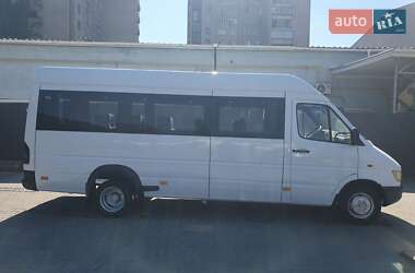 Пригородный автобус Mercedes-Benz Sprinter 1999 в 