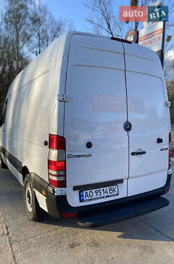Грузовой фургон Mercedes-Benz Sprinter 2009 в 