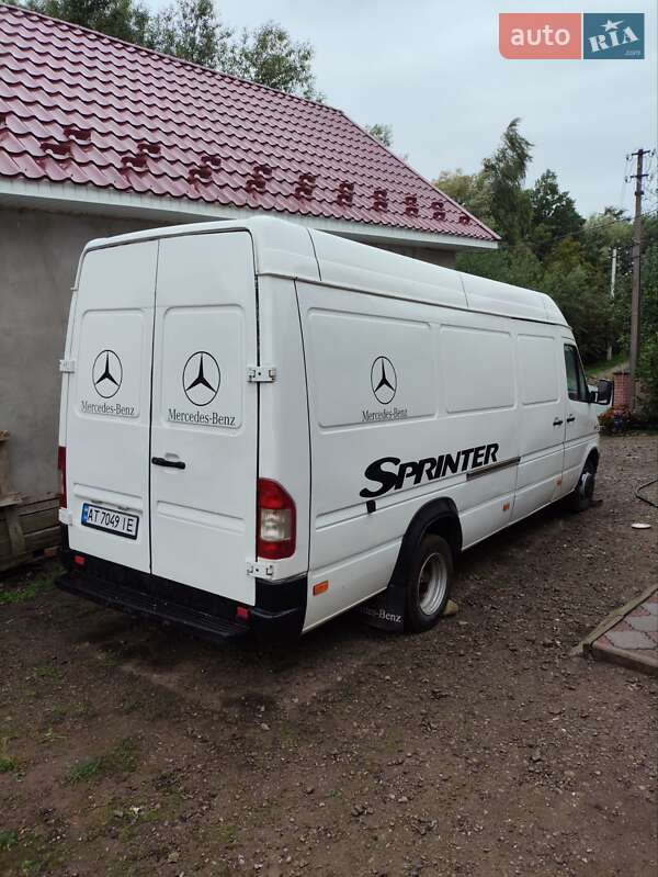 Грузовой фургон Mercedes-Benz Sprinter 2000 в Коломые