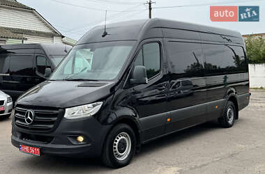Грузовой фургон Mercedes-Benz Sprinter 2019 в 