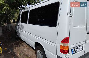 Грузопассажирский фургон Mercedes-Benz Sprinter 2001 в 