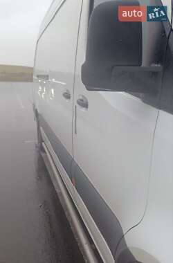 Грузовой фургон Mercedes-Benz Sprinter 2021 в 