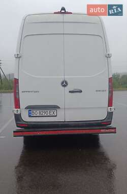 Грузовой фургон Mercedes-Benz Sprinter 2021 в 