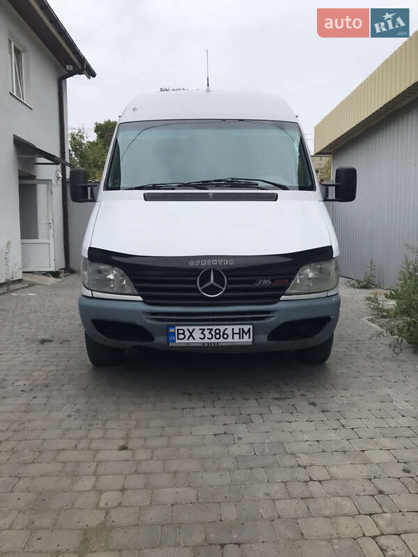 Грузовой фургон Mercedes-Benz Sprinter 2002 в Каменец-Подольском