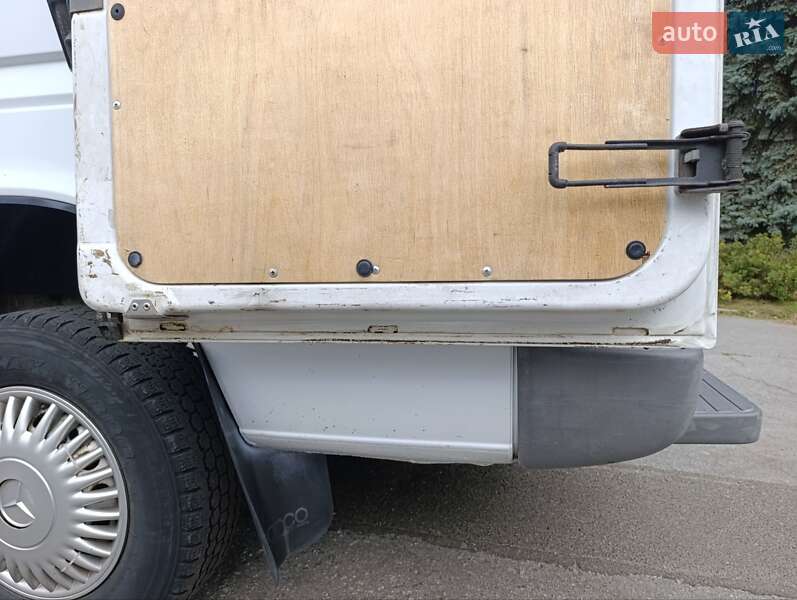 Вантажний фургон Mercedes-Benz Sprinter 2005 в Броварах