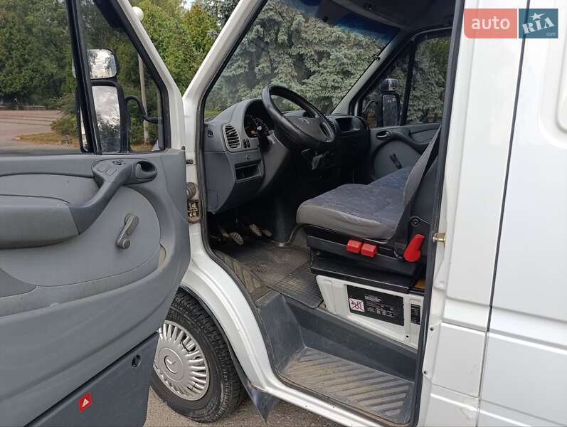 Вантажний фургон Mercedes-Benz Sprinter 2005 в Броварах