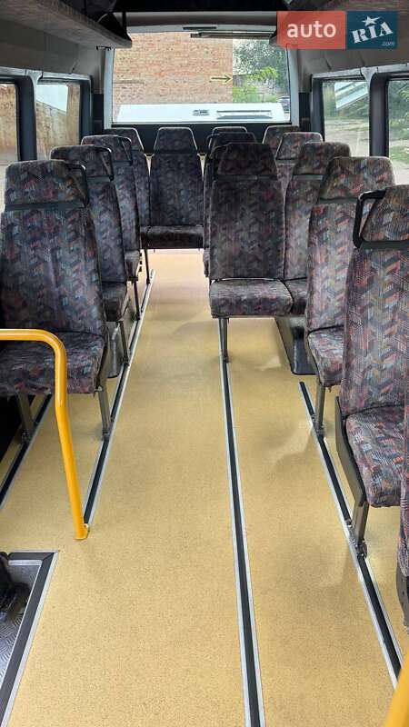 Городской автобус Mercedes-Benz Sprinter 1998 в Кривом Роге
