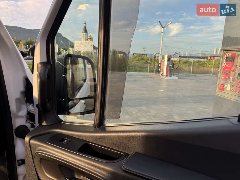 Вантажний фургон Mercedes-Benz Sprinter 2018 в Хусті
