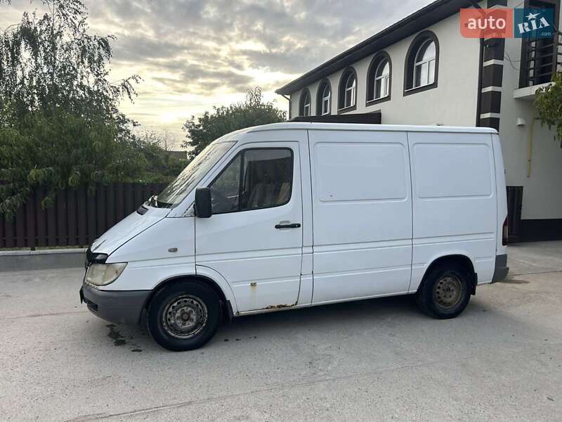 Mercedes-Benz Sprinter 2004