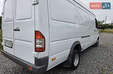 Грузовой фургон Mercedes-Benz Sprinter 2005 в 