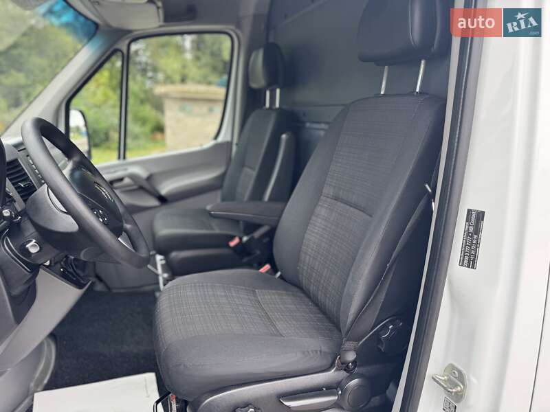 Грузовой фургон Mercedes-Benz Sprinter 2017 в Дубно фото 29 Грузовой фургон Mercedes-Benz Sprinter 2017 в Дубно