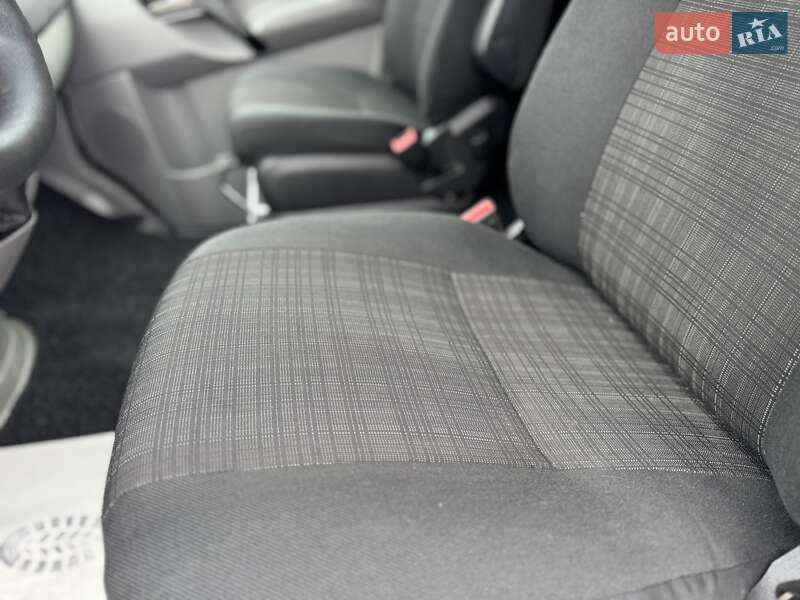 Грузовой фургон Mercedes-Benz Sprinter 2017 в Дубно фото 28 Грузовой фургон Mercedes-Benz Sprinter 2017 в Дубно