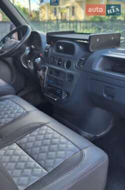 Грузовой фургон Mercedes-Benz Sprinter 2002 в 