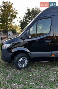 Грузовой фургон Mercedes-Benz Sprinter 2019 в 