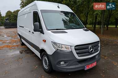 Грузовой фургон Mercedes-Benz Sprinter 2020 в 