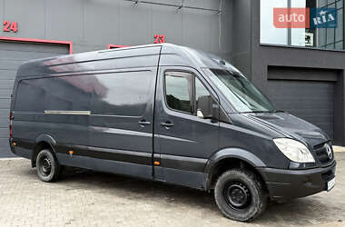 Грузовой фургон Mercedes-Benz Sprinter 2010 в 
