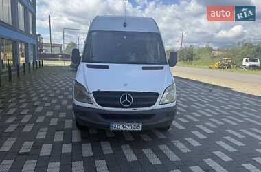 Грузовой фургон Mercedes-Benz Sprinter 2007 в Тячеве