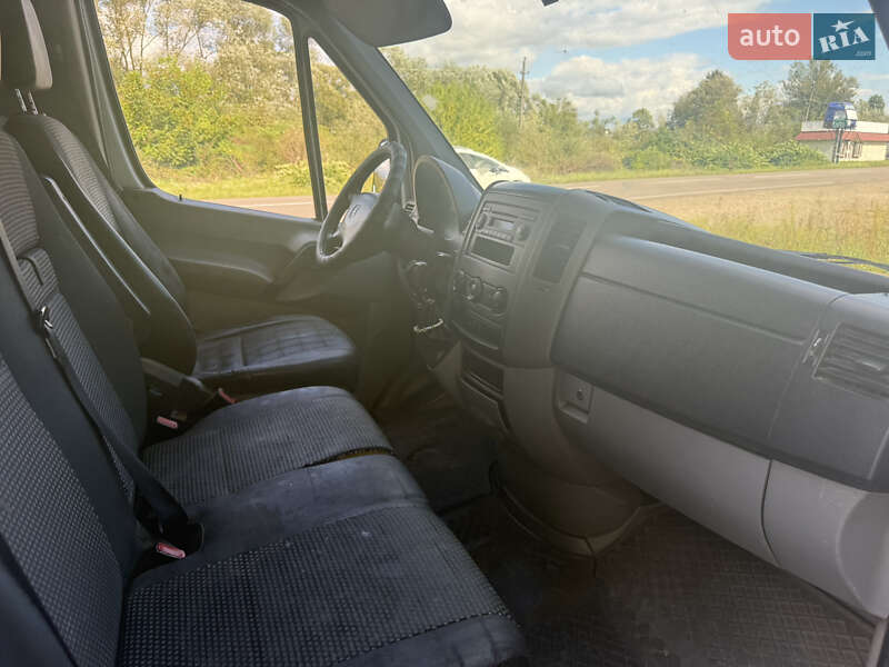 Грузовой фургон Mercedes-Benz Sprinter 2007 в Тячеве
