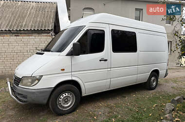 Вантажопасажирський фургон Mercedes-Benz Sprinter 2003 в Кременчуці