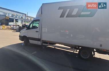 Грузовой фургон Mercedes-Benz Sprinter 2015 в 