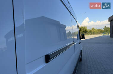 Грузовой фургон Mercedes-Benz Sprinter 2022 в 