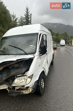 Грузовой фургон Mercedes-Benz Sprinter 2005 в 