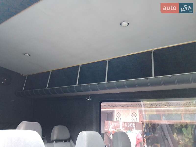 Мікроавтобус Mercedes-Benz Sprinter 2011 в Хотині