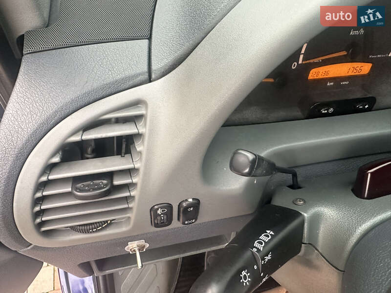 Грузовой фургон Mercedes-Benz Sprinter 2004 в Тернополе