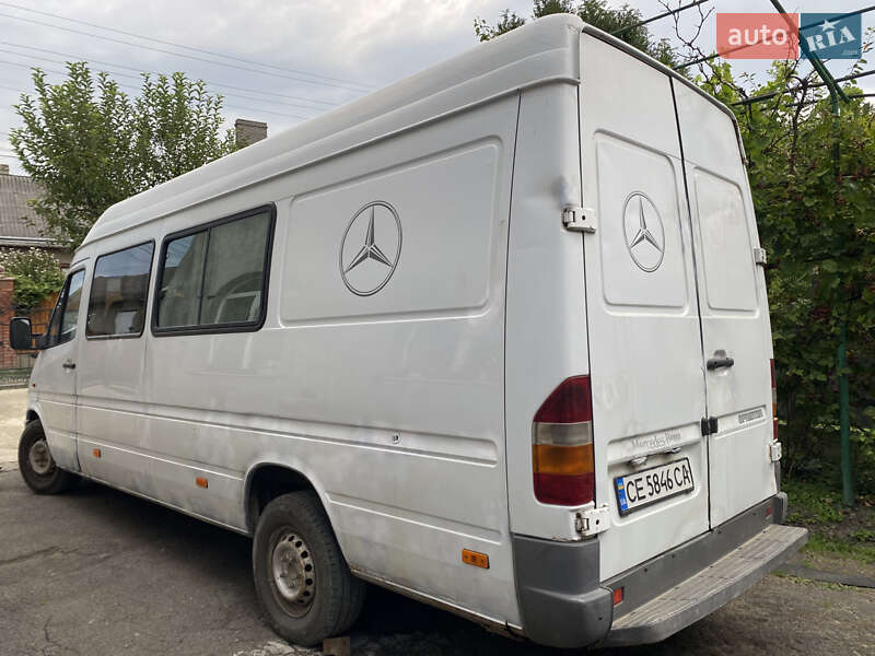 Микроавтобус Mercedes-Benz Sprinter 2000 в Черновцах