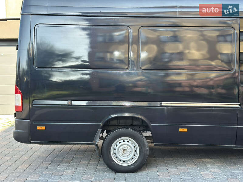 Грузовой фургон Mercedes-Benz Sprinter 2005 в Ивано-Франковске