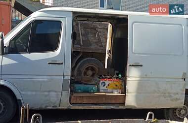 Грузовой фургон Mercedes-Benz Sprinter 2006 в 