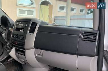 Грузовой фургон Mercedes-Benz Sprinter 2010 в 