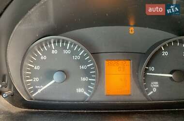 Грузовой фургон Mercedes-Benz Sprinter 2010 в 