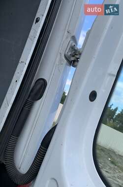 Грузовой фургон Mercedes-Benz Sprinter 2010 в 
