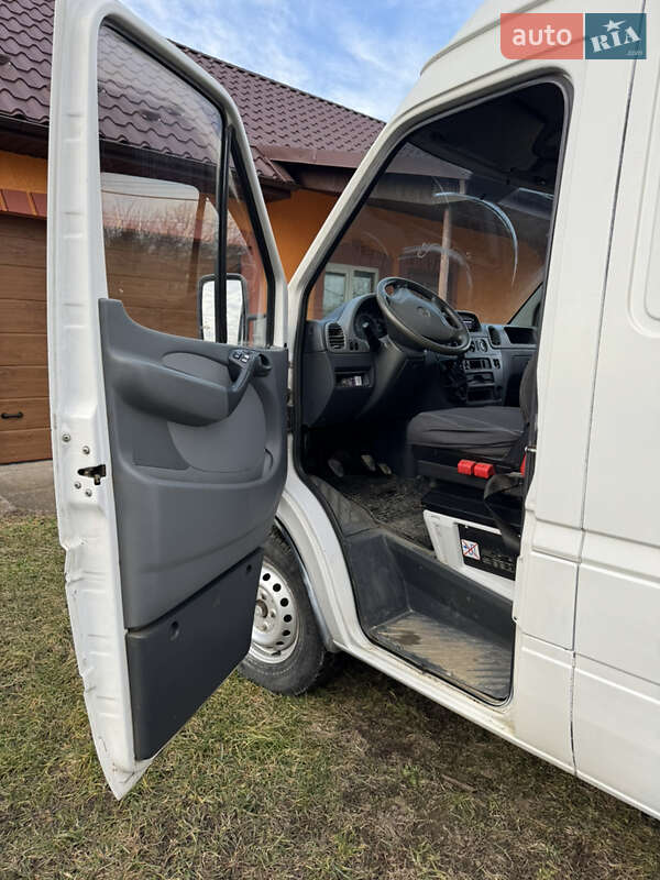 Другие грузовики Mercedes-Benz Sprinter 2004 в Вижнице