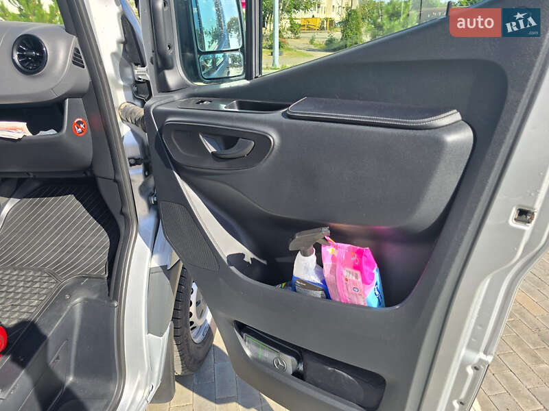 Грузопассажирский фургон Mercedes-Benz Sprinter 2019 в Одессе
