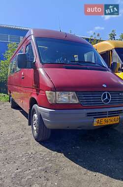 Городской автобус Mercedes-Benz Sprinter 2000 в 