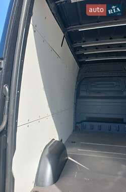 Грузовой фургон Mercedes-Benz Sprinter 2021 в 