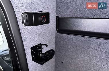 Тентованый Mercedes-Benz Sprinter 2022 в 