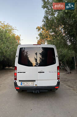 Микроавтобус Mercedes-Benz Sprinter 2012 в 