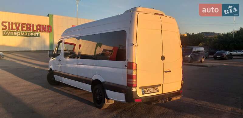 Микроавтобус Mercedes-Benz Sprinter 2011 в Сваляве
