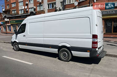 Грузовой фургон Mercedes-Benz Sprinter 2016 в 