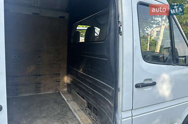 Грузовой фургон Mercedes-Benz Sprinter 2001 в 