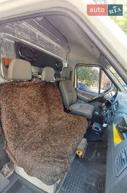 Грузовой фургон Mercedes-Benz Sprinter 2005 в 