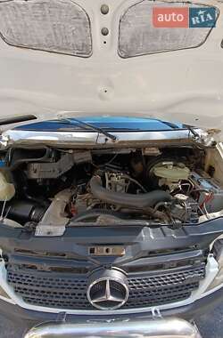 Грузовой фургон Mercedes-Benz Sprinter 2005 в 