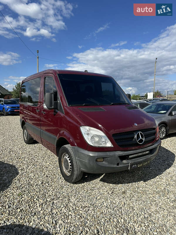 Mercedes-Benz Sprinter 2011