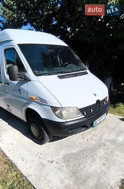 Грузовой фургон Mercedes-Benz Sprinter 2002 в 