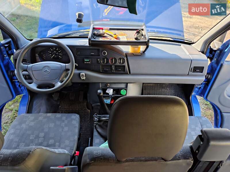 Мікроавтобус Mercedes-Benz Sprinter 1999 в Києві фото 4 Мікроавтобус Mercedes-Benz Sprinter 1999 в Києві