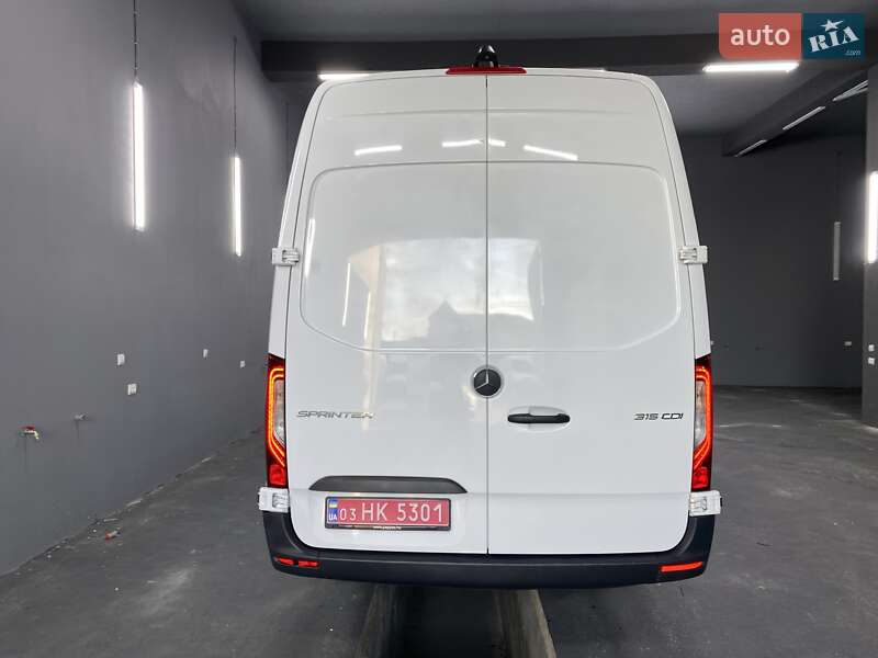 Грузовой фургон Mercedes-Benz Sprinter 2021 в Хусте