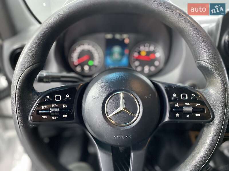 Грузовой фургон Mercedes-Benz Sprinter 2021 в Хусте
